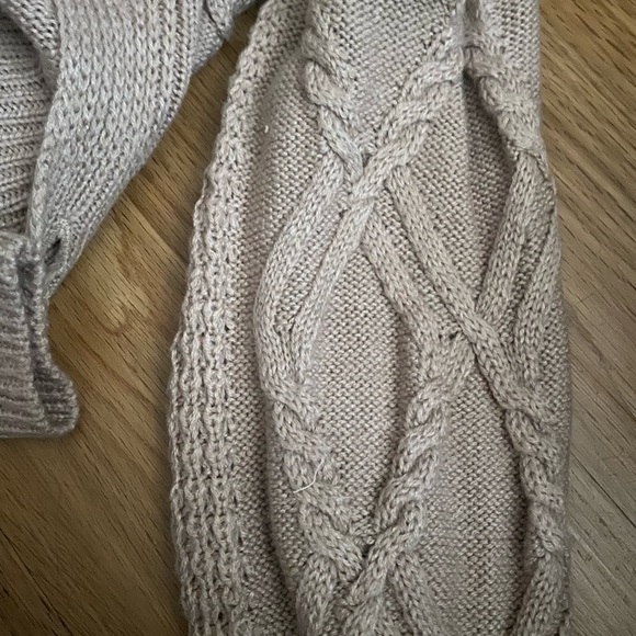 No Boundaries Beige Cable Knit Cardigan - Picture 4 of 6